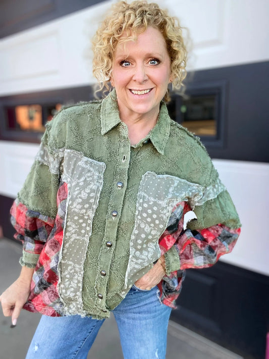 Outerwear Ansley Green and Red Shacket